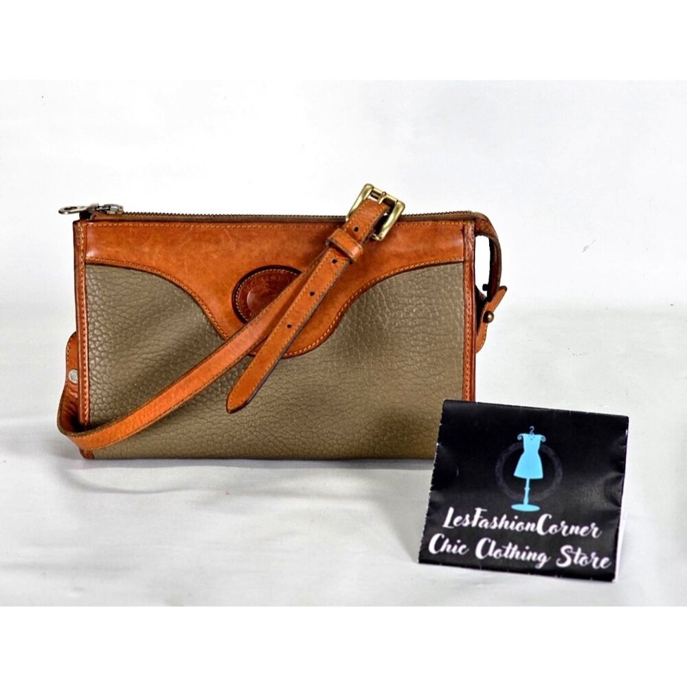 Vintage Dooney & Bourke Woman's Khaki and Tan Leather Crossbody Purse 362 - Picture 3 of 13